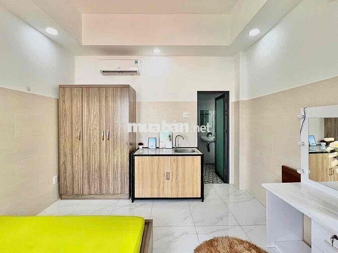 Căn Hộ Cửa Sổ Thoáng Full Nội Thât, Thang Máy Ngay Coop Mart Nhiêu Lôc