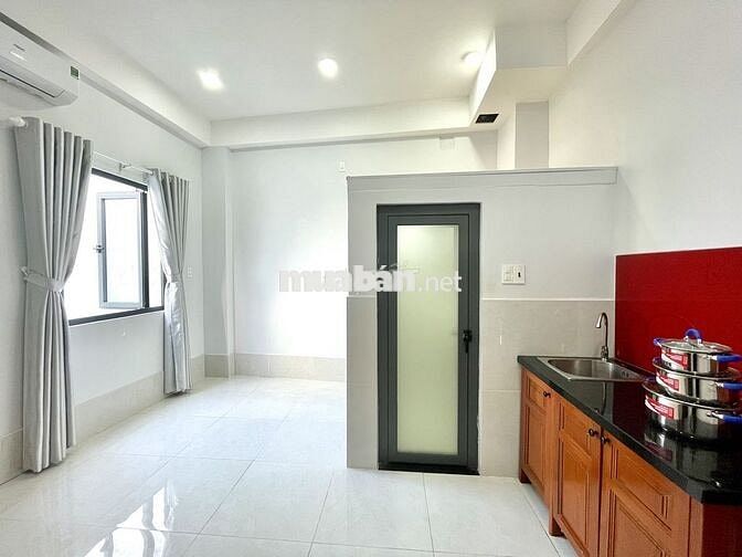 PHÒNG ĐẸP CỬA SỔ LỚN 5P ĐI VINCOM PHAN VĂN TRỊ
