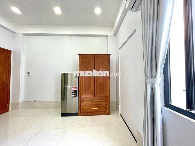 PHÒNG ĐẸP CỬA SỔ LỚN 5P ĐI VINCOM PHAN VĂN TRỊ
