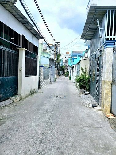 Bán nhà Đông Hưng Thuận, hẻm xe hơi, gần chợ Cây Sộp, 4mx20m, 5tỷ8