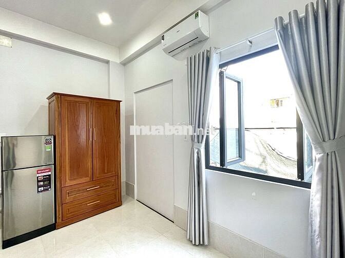 PHÒNG ĐẸP CỬA SỔ LỚN 5P ĐI VINCOM PHAN VĂN TRỊ