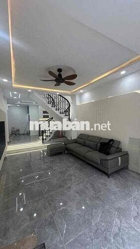NHÀ ĐẸP HẺM XE HƠI KHU 38HECTA TẶNG PULL NỘI THẤT SÁT MẶT TIỀN