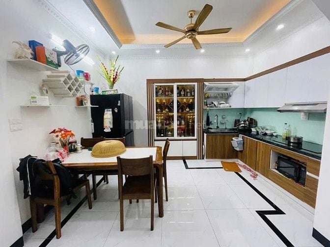 NHÀ ĐẸP GẦN TRƯỜNG CHUẨN MINH KHAI A 