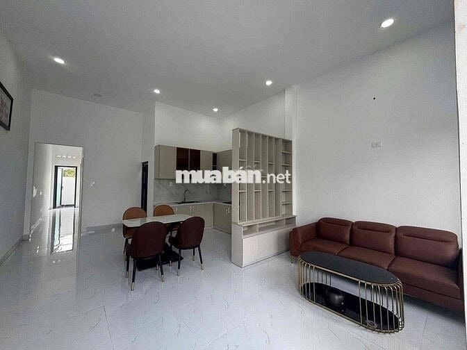 Bán gấp căn nhà của ông anh chuyển công tác về quê Nhà phường Bình Lộc