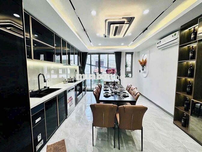 🏦 Nhà mới đẹp NC siêu phẩm nup hẻm đường số 21 P8