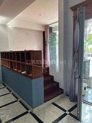 Cho thuê nhà MTNBộ 8m(XT)Lê Văn Quới, P.B.T.Đông, Q. Bình Tân giá 10tr