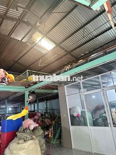 cho thuê kho xưởng/ kinh doanh hơn 200 mét vuông tại trung tâm gò vấp