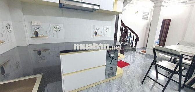 Bán nhà An Dương, dân xây 4 tầng, 33m2, 6,45 tỷ