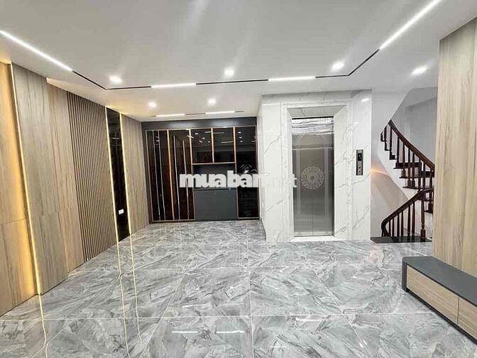 Ô TÔ ĐỖ TRÁNH - ĐẲNG CẤP ĐỀN LỪ – MẶT TIỀN 6.8M - THANG MÁY VÙ VÙ - VI