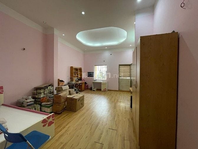Nhà đường Hồng Hà, 55m2 ngõ rộng ô tô  đỗ cửa giá tốt, 5 phút hồ gươm