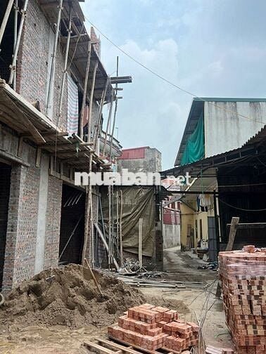 Nhà 3 tầng 54m2 mới xây tại Văn Lâm, Hưng Yên đường trước đất gần 4m