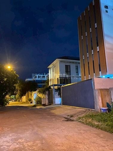 Cần cho thuê nhà hoặc bán đầy đủ nội thất