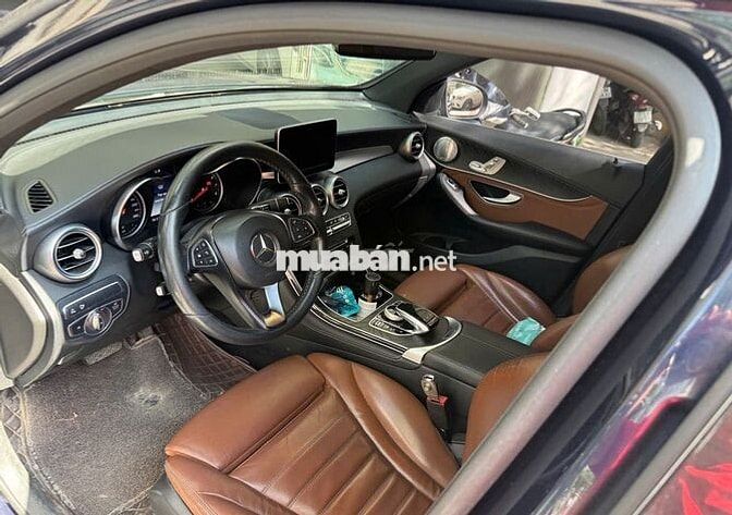 Mercedes Benz GLC Class 2017 300 - 87000 km