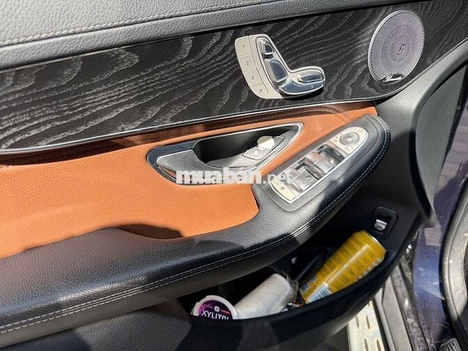 Mercedes Benz GLC Class 2017 300 - 87000 km