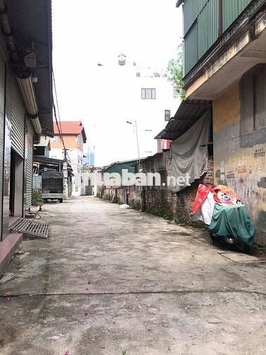 Nhà 3 tầng 54m2 mới xây tại Văn Lâm, Hưng Yên đường trước đất gần 4m