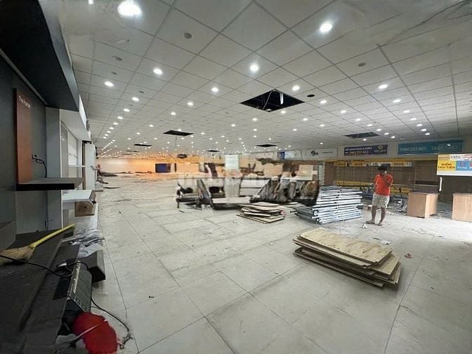 Cho thuê nhà mặt tiền Quốc Lộ 13, P.H.B.Phước, Q. Thủ Đức giá 120tr
