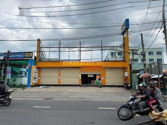 Cho thuê nhà mặt tiền Quốc Lộ 13, P.H.B.Phước, Q. Thủ Đức giá 120tr