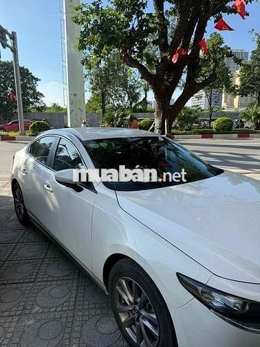 Mazda 3 2020 1.5L Luxury - 57000 km