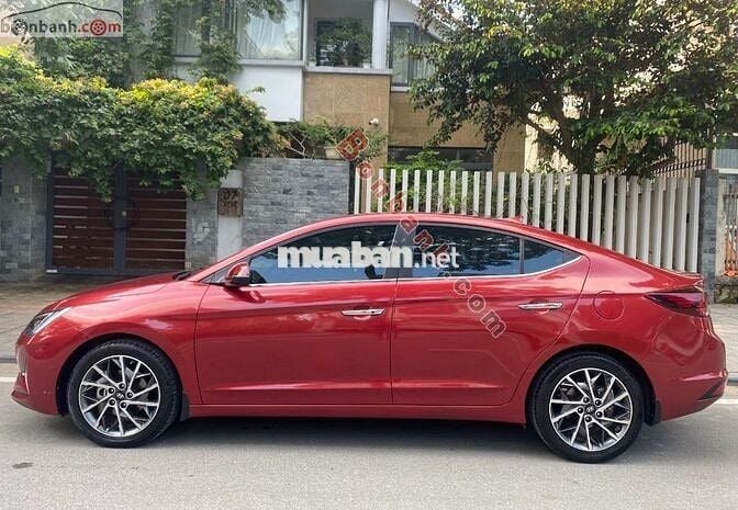 Hyundai Elantra 2.0 AT 2020 - 450 Triệu