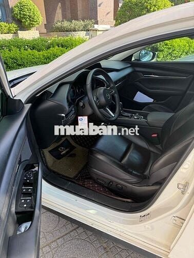 Mazda 3 2020 1.5L Luxury - 57000 km
