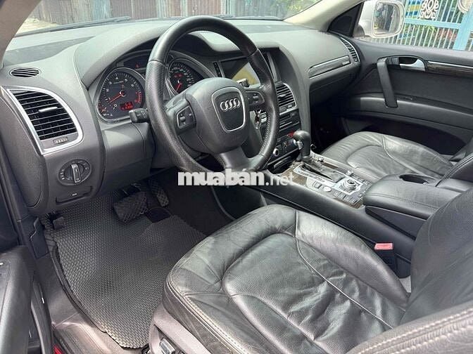 Audi Q7 model 2010 đèn led - 90000 km