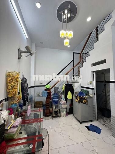 BÁN CĂN NHÀ 1 LẦU 1 TRỆT-4 PHÒNG NGỦ-GẦN CHỢ BÀ ĐIỂM-HÓC MÔN