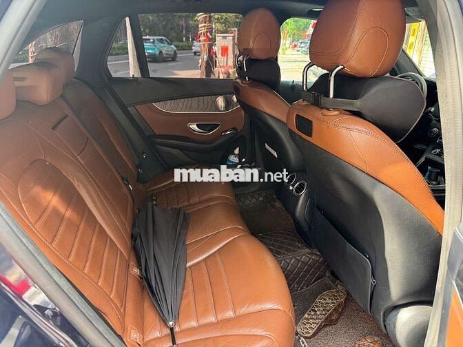 Mercedes Benz GLC Class 2017 300 - 87000 km