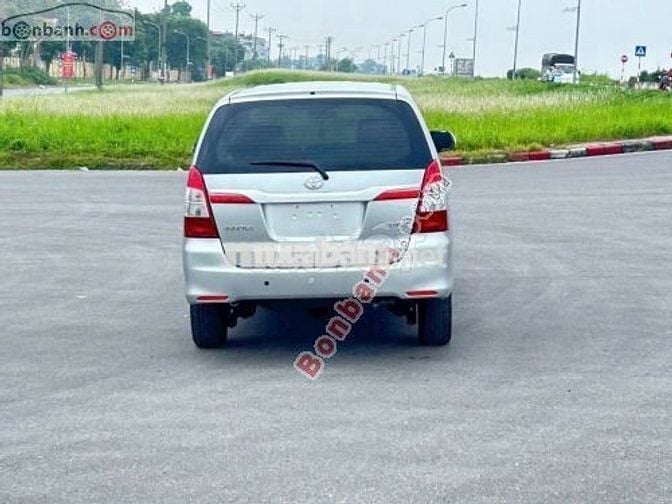 Toyota Innova 2.0E 2016