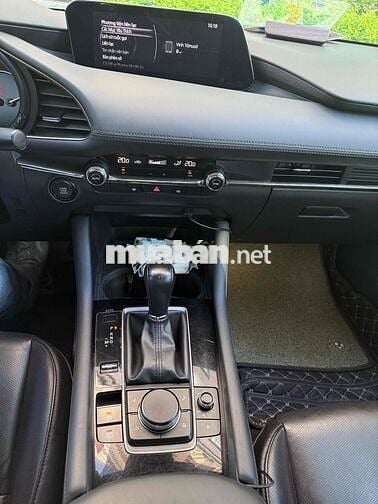 Mazda 3 2020 1.5L Luxury - 57000 km