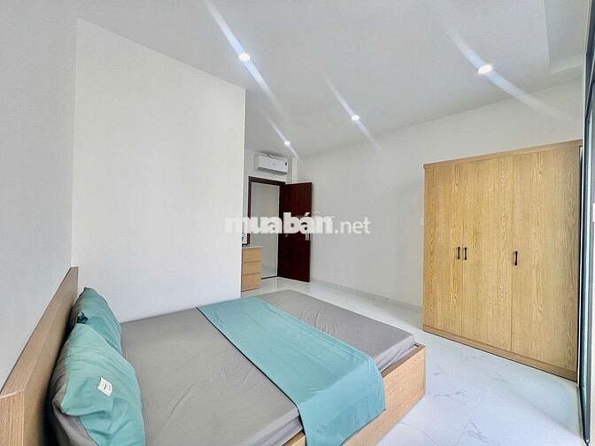 Căn Hộ Đẹp Ban Công Thoáng Gần Công Viên Lê Thị Riêng