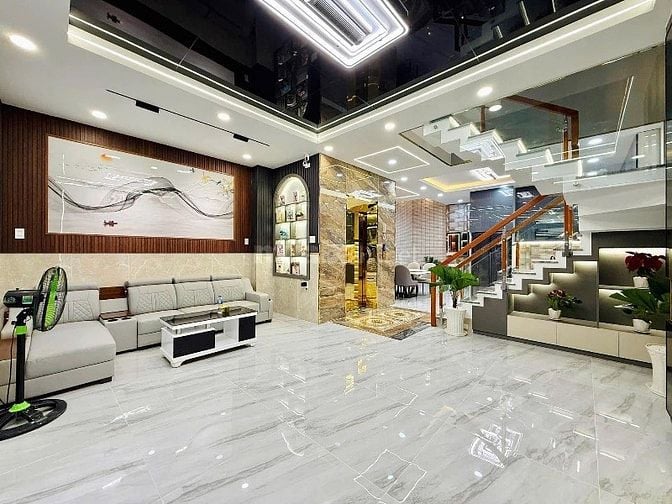 Siêu Hiếm Nhà Đẹp Đường Phạm Văn Bạch Tân Bình 7Tỷ/72m2 Gần Chợ PVB