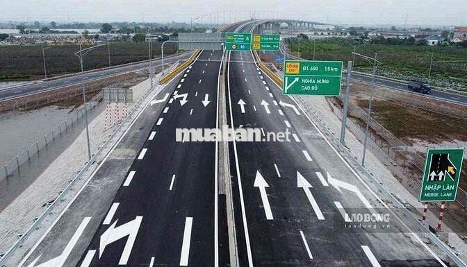 Cần bán lô đất mặt đường 21m, cách biển 100m ở Thịnh Long - Nam Định P