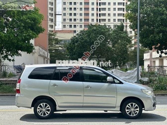 Toyota Innova 2.0E 2016