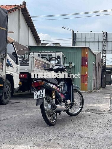 Nhà chật chỗ cần bán
