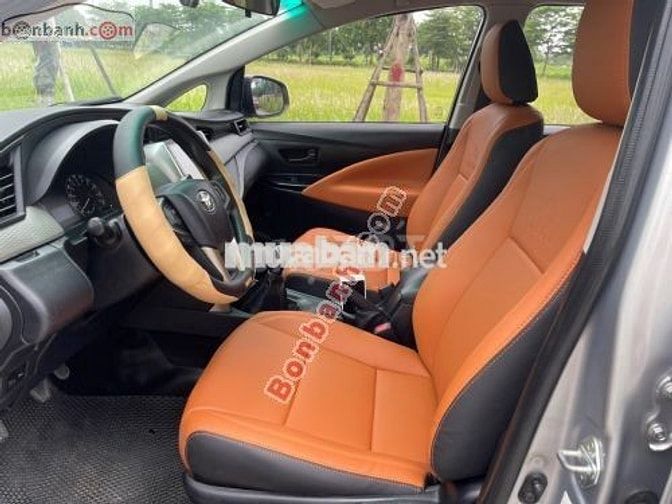 Toyota Innova 2.0E 2016