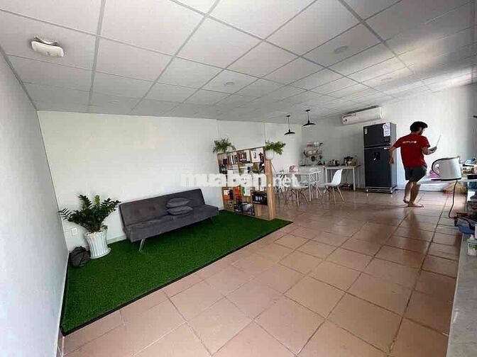 CHO THUÊ NHÀ GỐC HẺM CỘNG HOÀ TÂN BÌNH