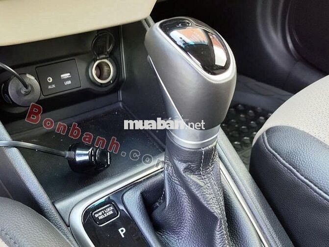 Hyundai Accent 1.4 ATH cao cấp nhất
