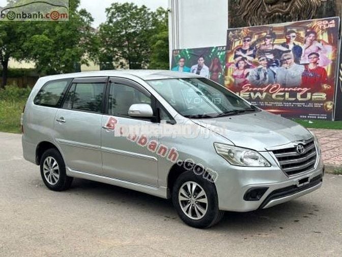 Toyota Innova 2.0E 2016