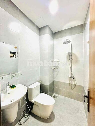 NHÀ XÂY MỚI-5TẦNG-DƯƠNG QUẢNG HÀM P5