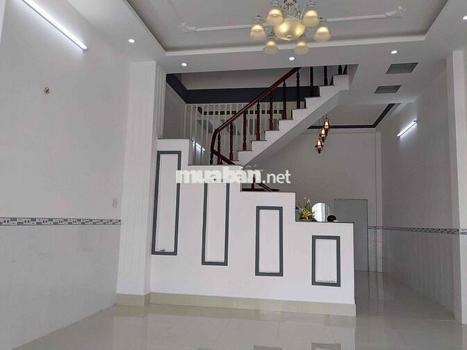 Nhà 1 trệt 2 lầu cho thuê mặt tiền đường Ngô Thì Nhậm KDC Thới Nhựt 1