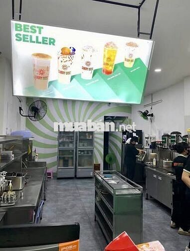 CHO THUÊ NHÀ MẶT TIỀN 51 TÔ HIẾN THÀNH,Q10,NGANG 4,5M 3 LẦU,KD TỰ DO