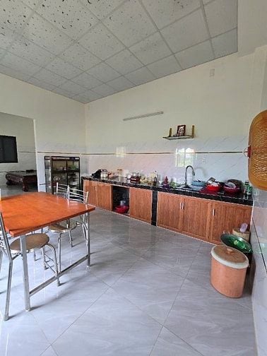 Nhà 1trệt, 1lầu, ST, Ấp 1, Tân Trạch, Cần Đước, LA, 330,4m2 thổ cư 