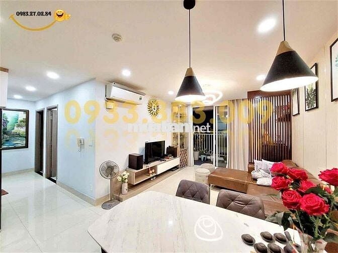 Cho thuê căn góc 3PN.2WC giá chỉ 21tr ở ngay Novaland sân bay