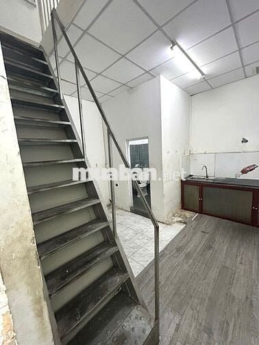 Cho Thuê Nhà Đường Nguyễn Thái Học, Tân Phú ( Nhà Suốt - KD Tự Do )
