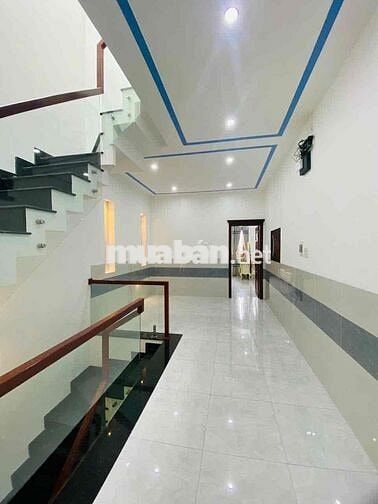 Nhà trệt 2 lầu 5 phòng ngủ sẵn 3 máy lạnh KDC Thới Nhựt 2