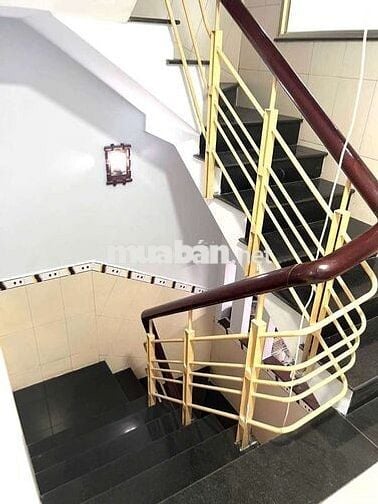 7 PHÒNG ĐƯỜNG 10M LẠC LONG QUÂN