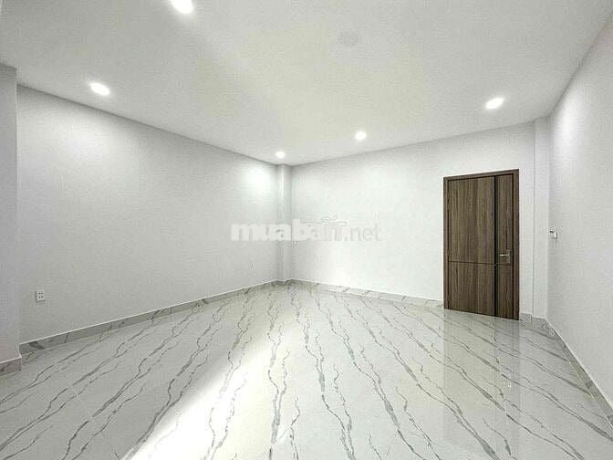 STUDIO SIÊU RỘNG MỚI XÂY NEW 100%