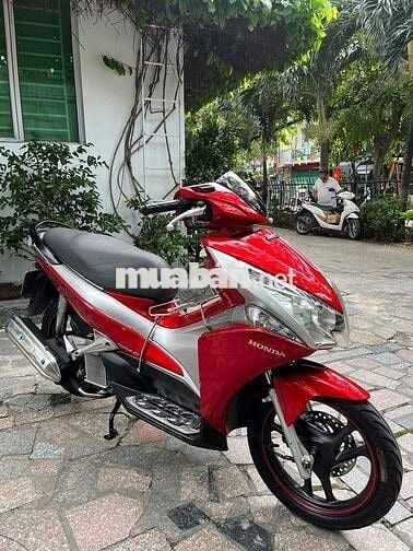 Air Blade 2011 chính chủ trả trc 8tr9 nhận xe