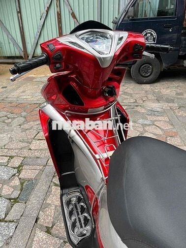 Air Blade 2011 chính chủ trả trc 8tr9 nhận xe