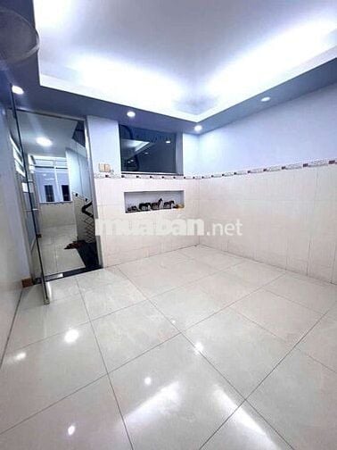 7 PHÒNG ĐƯỜNG 10M LẠC LONG QUÂN